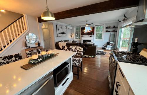 Cozy Cabin On the Lake with HotTub - Foto 3