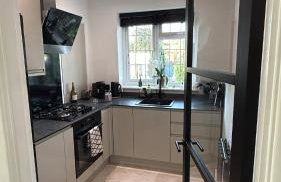 Award winning 2026 Stunning Modern 2 Bedroom Apartment in Mill Hill next to Train Station! - Foto 16