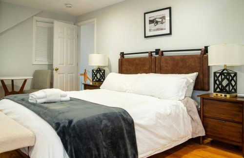 Spacious Coastal Townhome Deck and Parking - Foto 35