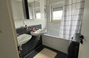 Ferienwohnung OUTLETCITY Metzingen - Foto 8