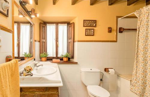 Espectacular casa con encanto - Foto 32