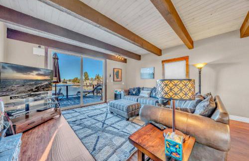 South Lake Retreat Deck Dock & Game Table - Foto 5