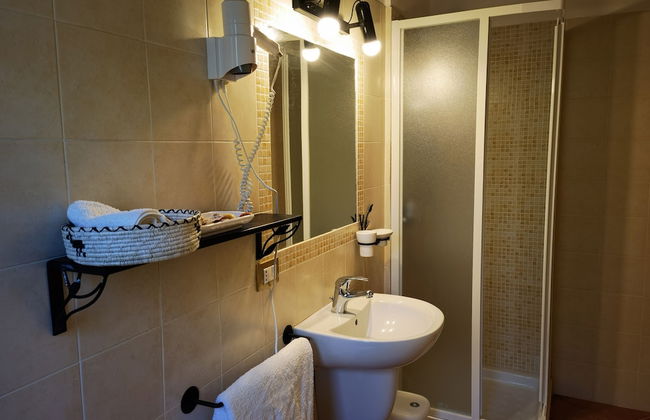 la corte degli ulivi - Foto 51