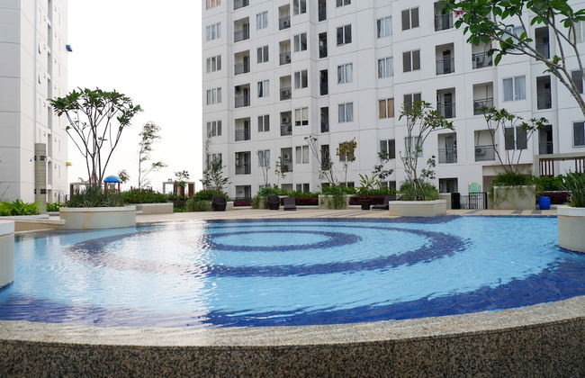 Stylish and Modern 2BR Bassura City Apartment - Foto 20