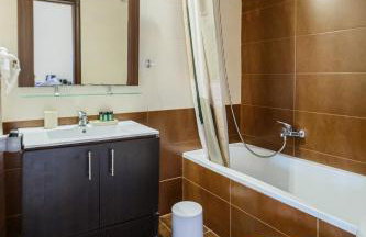 Vivian Hotel - Photo 27