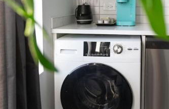 Sunny Modern Loft Montrose Beach Rooftop WFH Gym - Photo 17