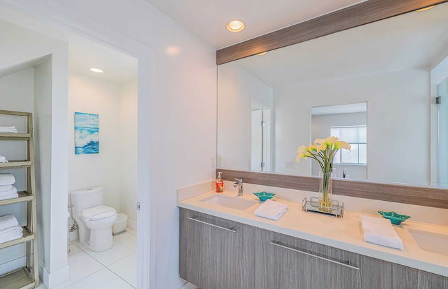 Private Rooftop + Steps to the Beach Chic Design Seaside Style by Avantstay - Foto 15