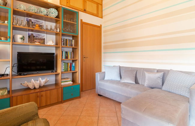 La Casa Delle Rose in Santa Caterina di Pittinuri - Foto 1