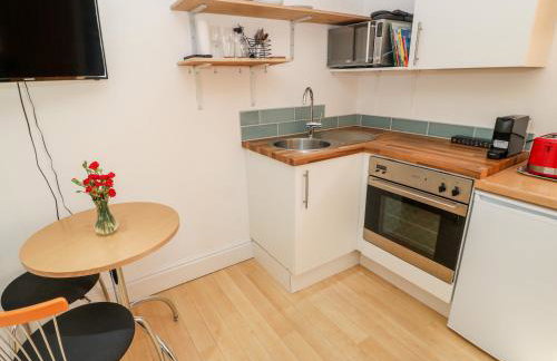 Garden Cottage - Photo 6