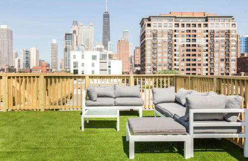 Beautifully Remodeled Second Floor Flat in River North with Private Rooftop - 2S - Foto 2