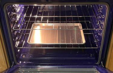 Cozy 2 Bedrooms 1and half Bathrooms Near Prudential with Parking Entire Apartment - Foto 29