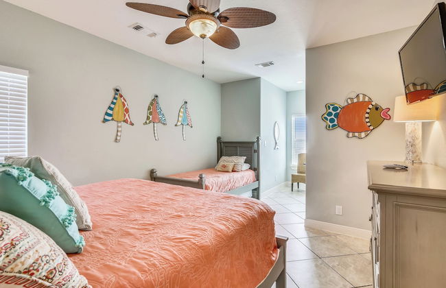 A Salty Kiss - Foto 3