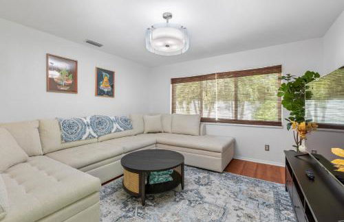 Relaxing Coastal Comfort - Heated Pool - Photo 47