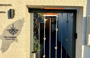 City Compass Sunset Villa - Photo 35