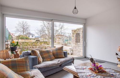 Renovated village house with enclosed garden - Foto 11