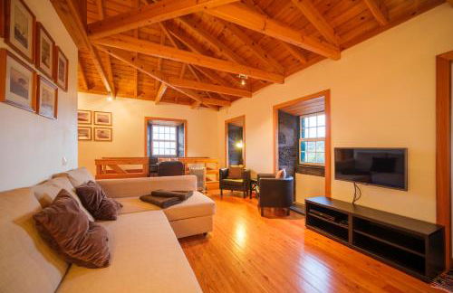 Stone Home Casa do Caisinho Pico island - Photo 19