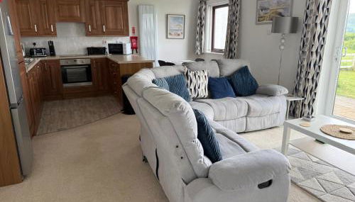 Ground Floor Beachside Apartment - Photo 4