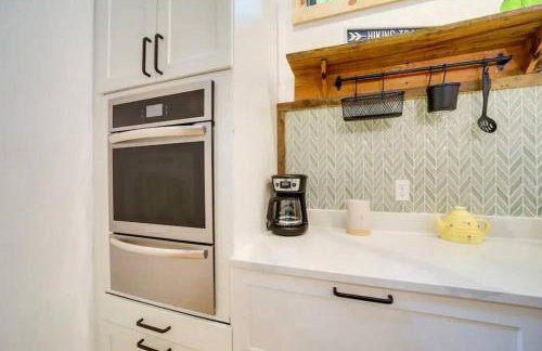 Hot Springs: 2 Cabins Waterfall & Mountain Views - Foto 8