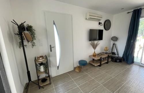 Gite De La Fontaine Avec Jaccuzi - Foto 11