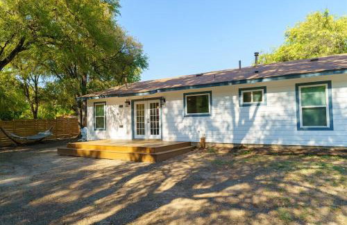 Cozy Austin Escape King and 3 Queens Family or Group - Foto 18