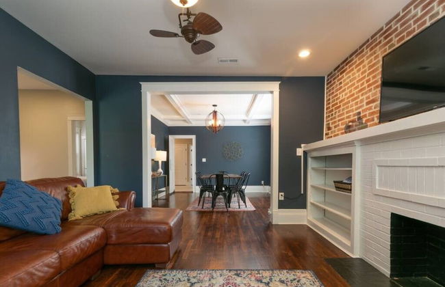 Cozy Family Home - Walk to MO Botanical Gardens - Photo 23