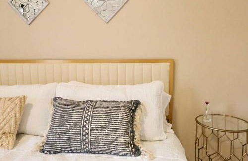 Stylish Sanctuary King Beds Upscale Condo - Foto 22