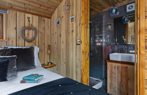 Pedney - Fireplace - 1 Pet Allowed - Free WiFi & Parking - Foto 17