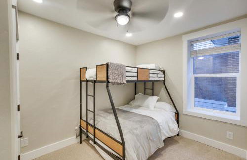 Smart TV and Central AandC! Stylish Logan Retreat - Foto 17