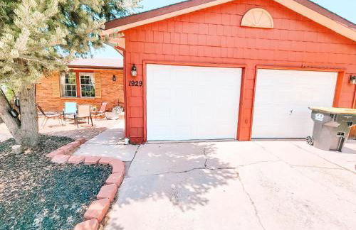 Theater Room Pet Friendly Near AF Academy Peaceful - Foto 13