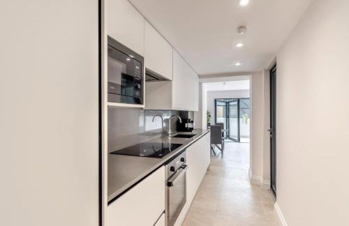 Entire Garden Flat with Parking - Portobello Road - Photo 15