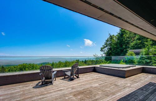 Group-Friendly Newbury Stunner Home Gym, Hot Tub! - Foto 1