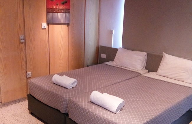 Elenapa Holiday Apartments - Foto 8