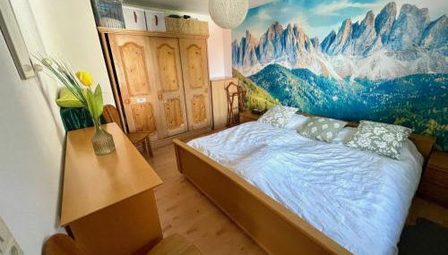 Bergblick I - Foto 1, wardrobe