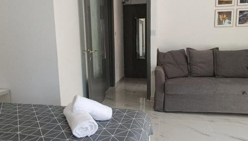 Kariani Beach Studio - Photo 3