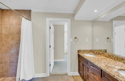 The Wexford French Chateau w Pool - Photo 67