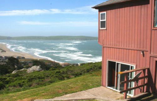 Abalone Alcove! Hot Tub! Pool Table! AMAZING VIEWS! Fast WiFi!! Dog Friendly! - Foto 2