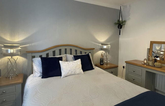 Stylish Scottish House With Garden and Parking - Foto 7