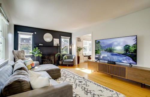 Steps to Marina and Park Waterfront Cambridge Home! - Foto 4