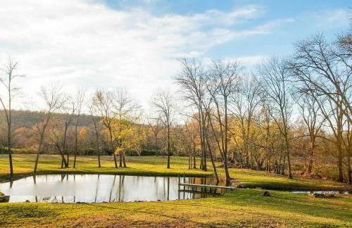 15 Mins to U of A - Pool & Hot Tub - Foto 27