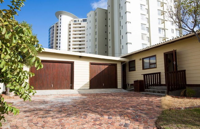 Loddeys Beach House - Photo 9