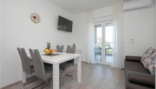 Amazing Apartment In Podaca With Wifi - Foto 3