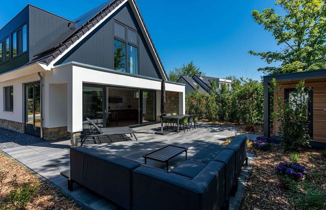 Beautiful Luxurious Villa Situated in Den Burg - Foto 56