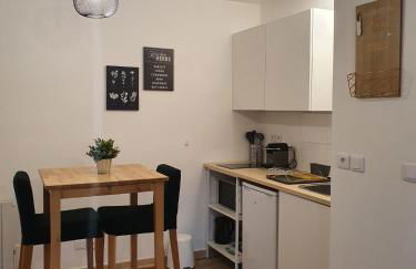 Studio fonctionnel au calme avec garage individuel et balcon - Photo 3