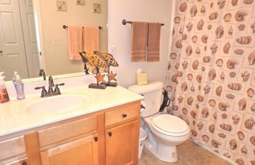 Lake Front and Calm Waters at Miramar 3BR 2BA - Photo 12