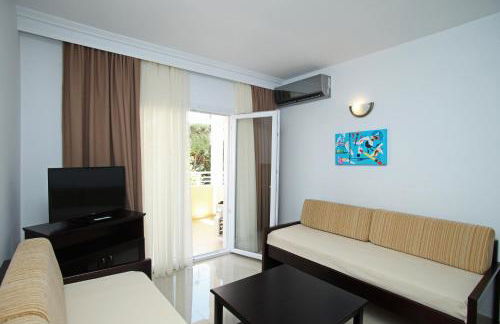 Naias Beach Hotel - Foto 101