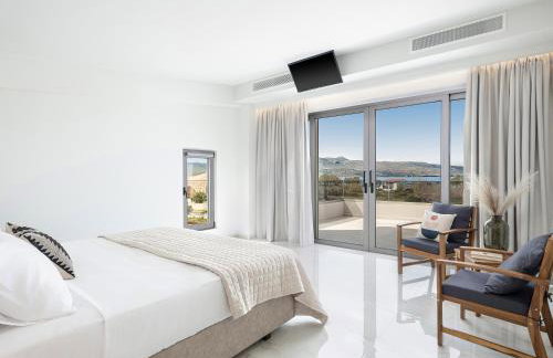 Fivi Villa, with Heated Pool & SeaViews, By ThinkVilla - Photo 21