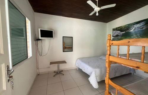 Casa aconchegante a 5min a pé da praia de Boracéia! - Foto 9