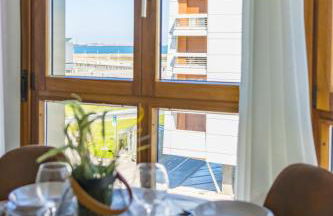MyHouseSpain - Playa de poniente, con vistas al mar y parking gratuito - Foto 5