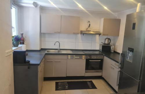 Sehr grosse 5 Zimmer Wohnung mit Garten und terasse - Foto 15