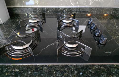 Casa novíssima com piscina ao lado do Centro - Foto 20